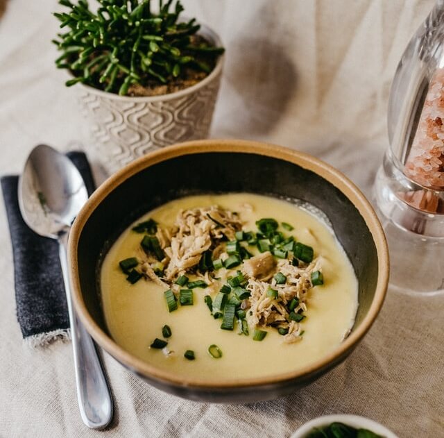 supă cremă de ciuperci cu pui